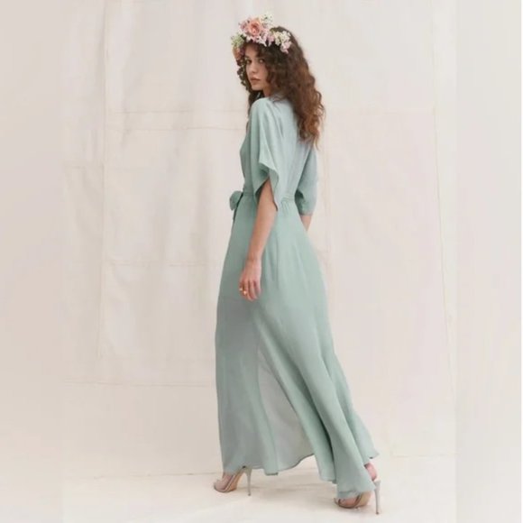 Reformation Winslow Dress in Celadon - Picture 2 of 15